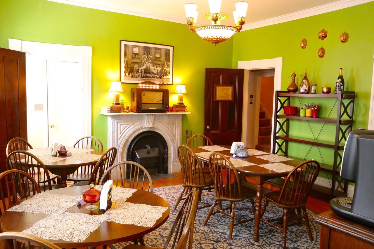 Stepping Stone Inn Salem Extérieur photo