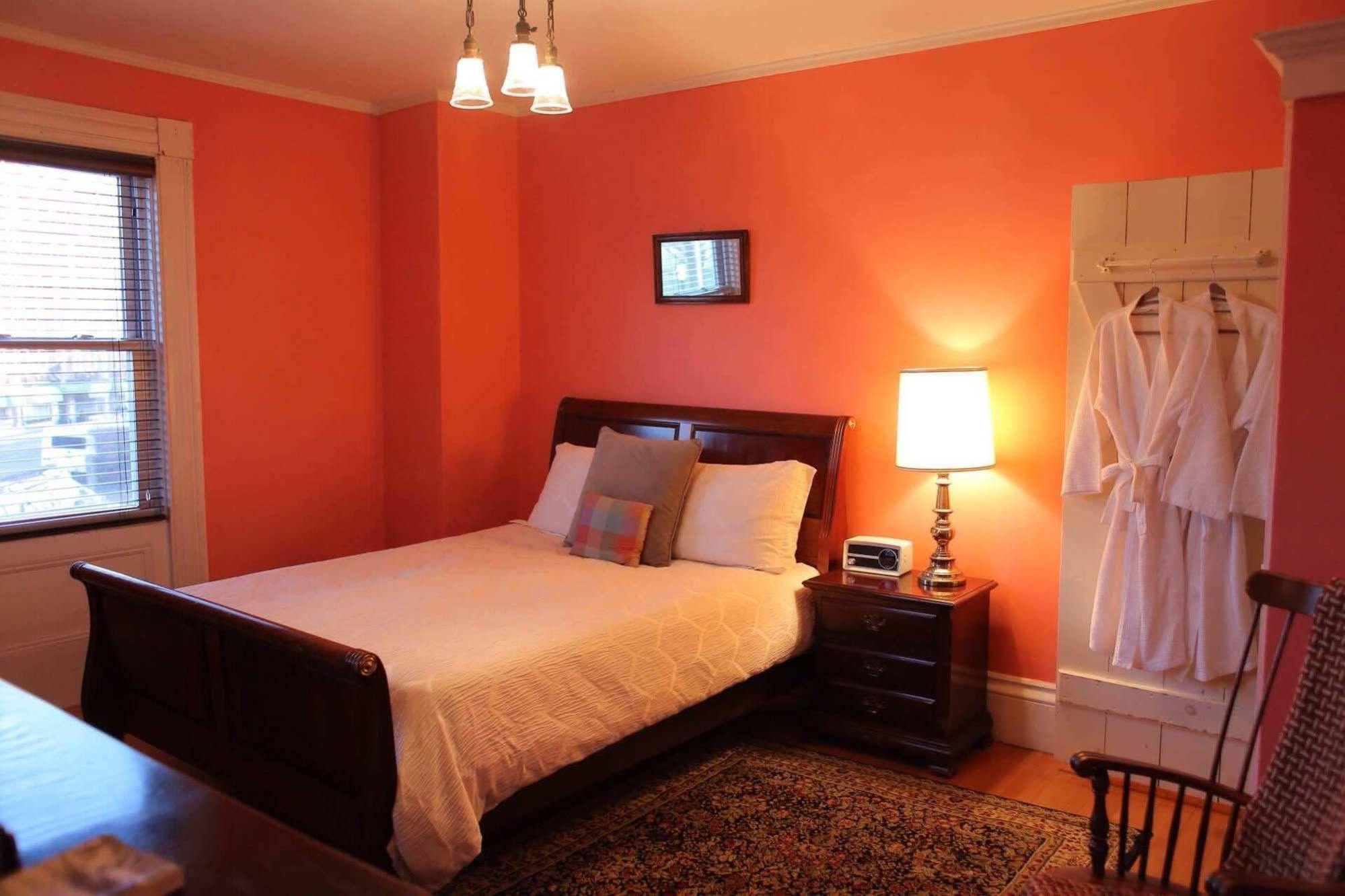 Stepping Stone Inn Salem Extérieur photo